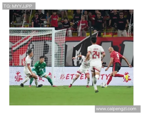 成都足球队展现强大实力大满贯点评其战术与团队协作之美 成都足球队展现强大实力大满贯点评其战术与团队协作之美